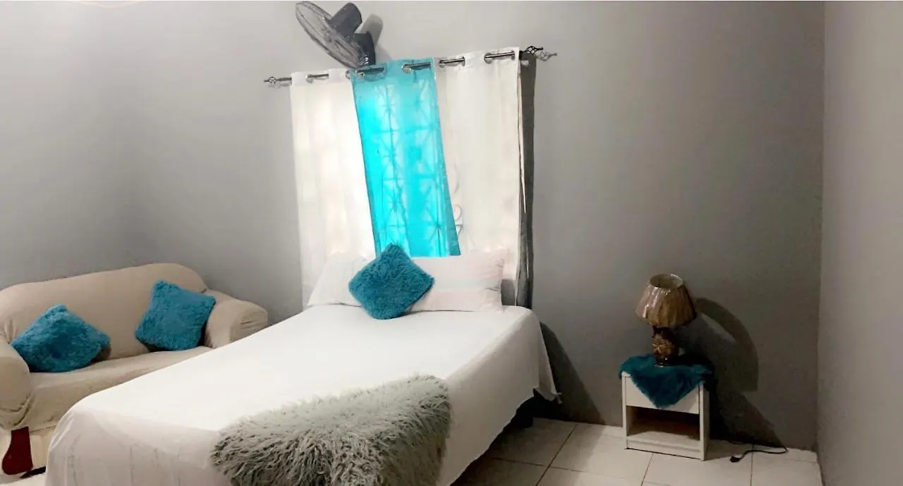 Diamond Apartamento May Pen 0*,  Jamaica